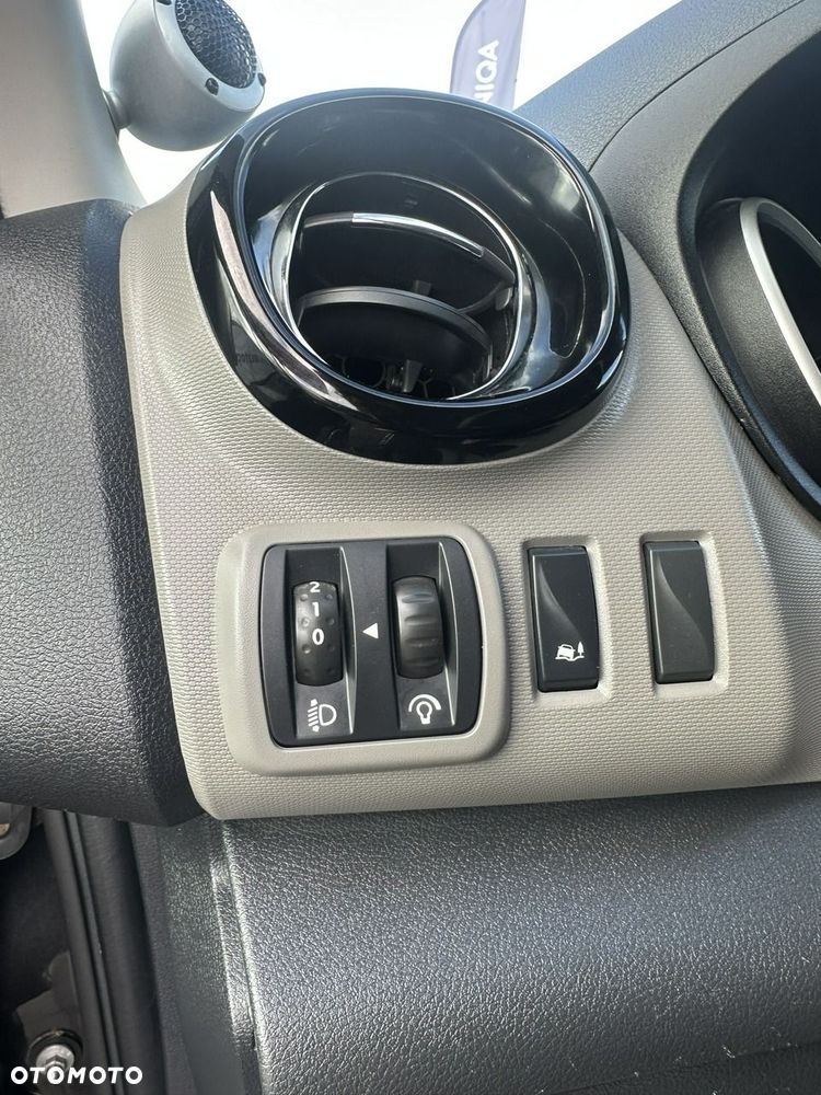 Renault Trafic - 29