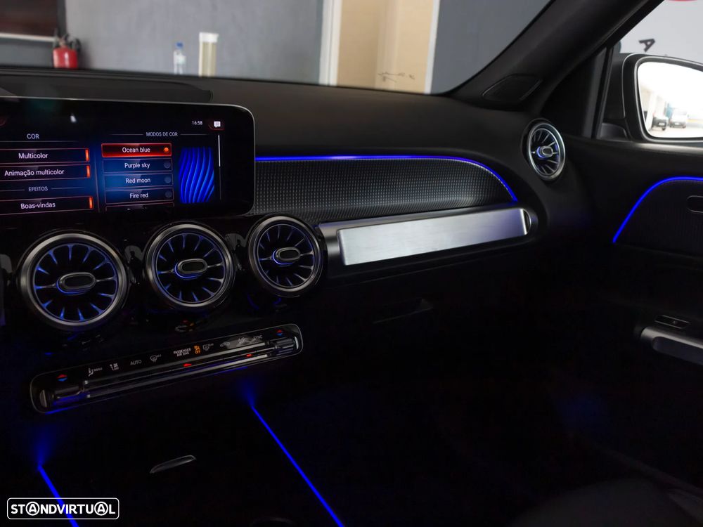 Mercedes-Benz GLB 200 d Progressive - 32