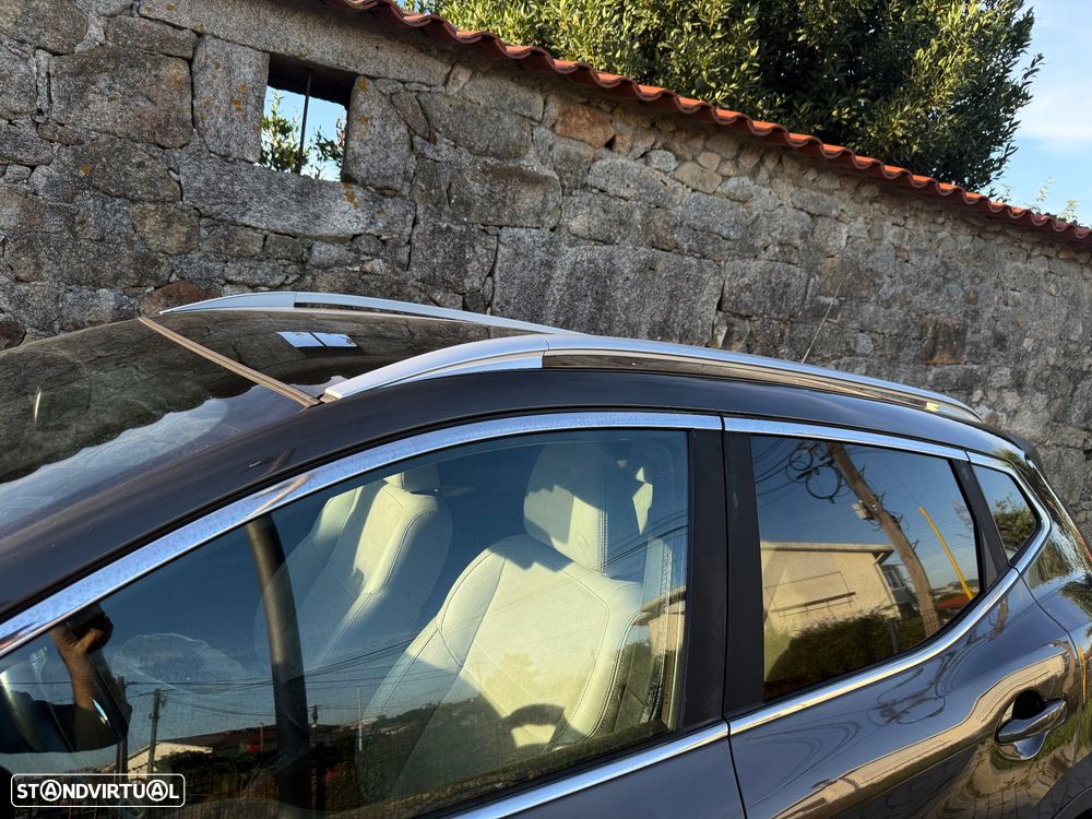 Nissan Qashqai 1.6 dCi Tekna Alcantara Xtronic - 11