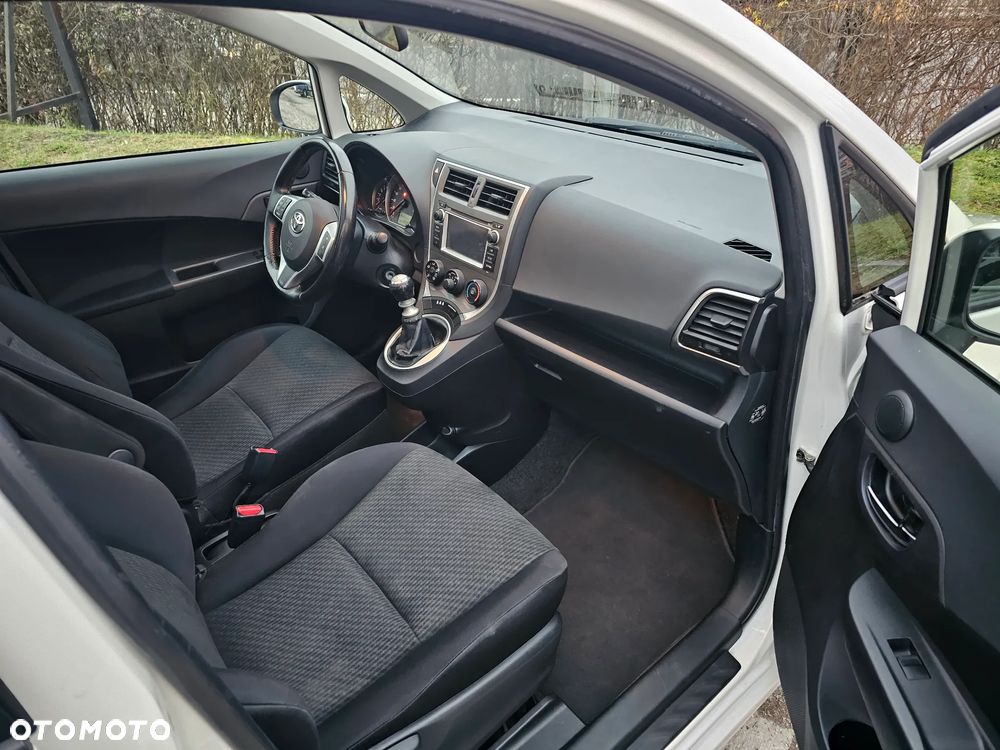 Toyota Verso S 1.33 VVT-i Life - 12