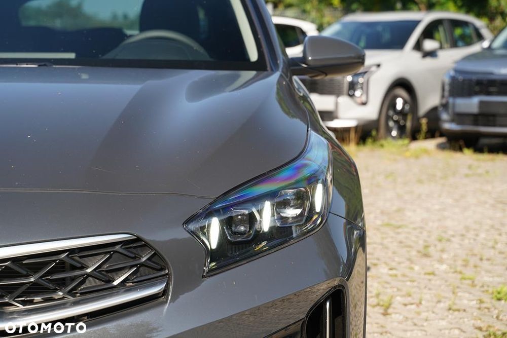 Kia XCeed 1.6 T-GDI M DCT - 24