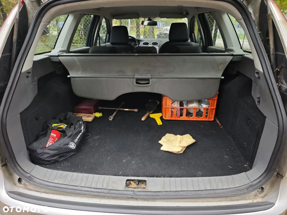 Ford Focus - 8