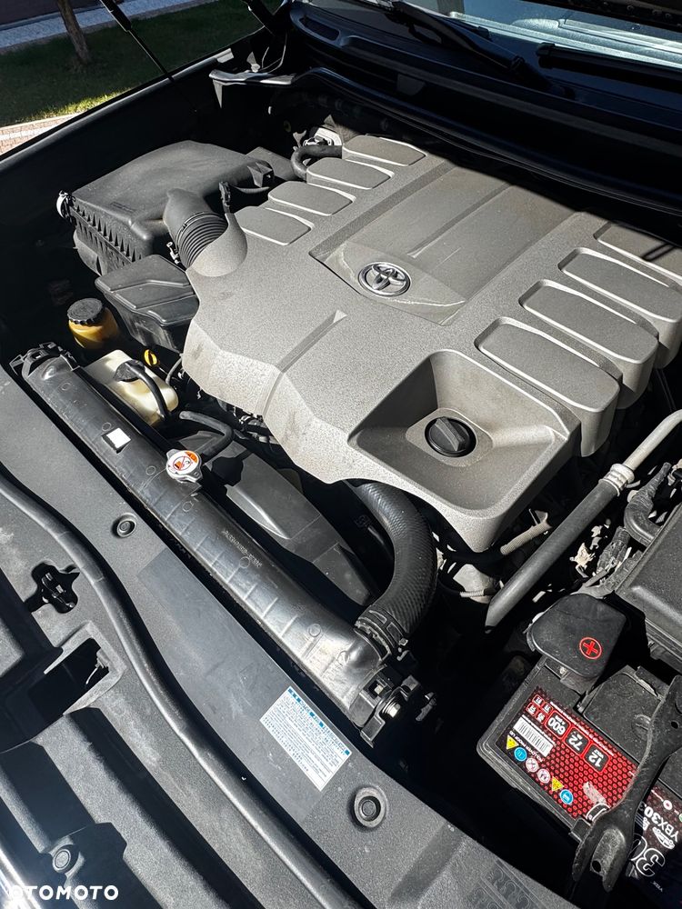 Toyota Land Cruiser LC 4.6 Prestige - 10