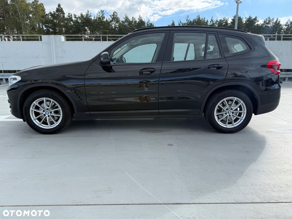 BMW X3 xDrive20d Advantage - 3