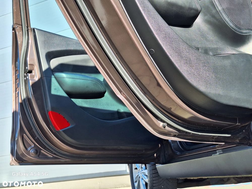 Hyundai ix35 1.7 CRDi Comfort 2WD - 13