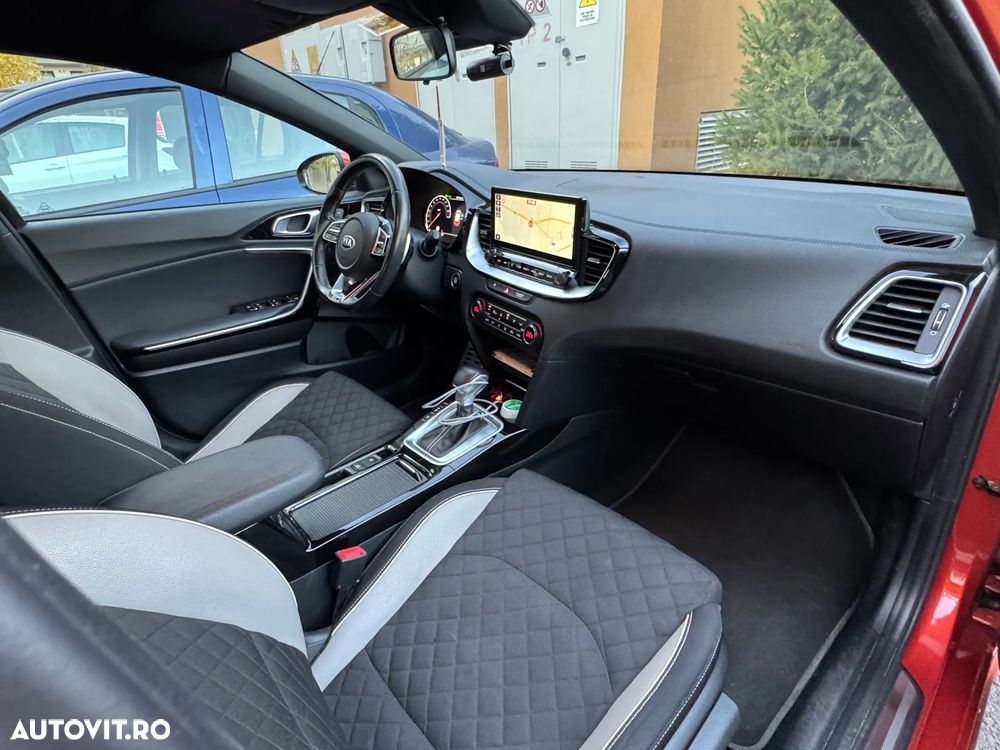 Kia Ceed 1.4 T-GDI 7DCT GT Line - 27