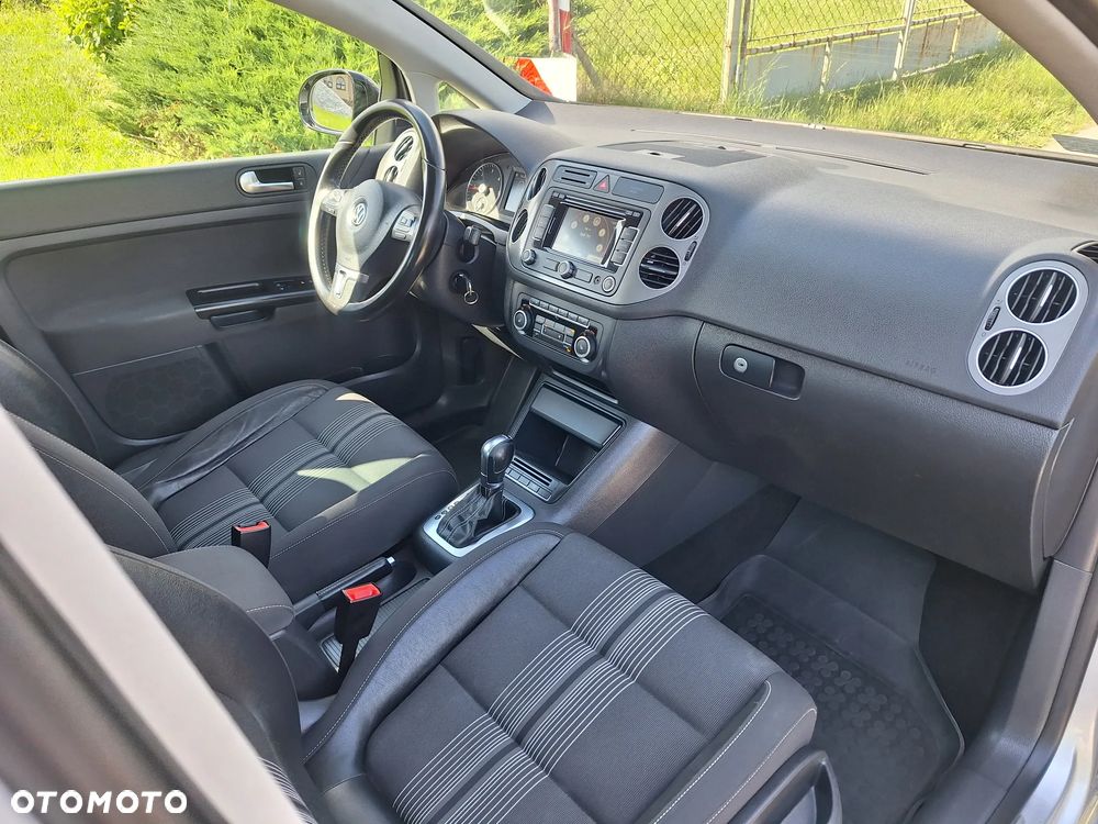 Volkswagen Golf Plus 1.6 TDI Trendline DSG - 14
