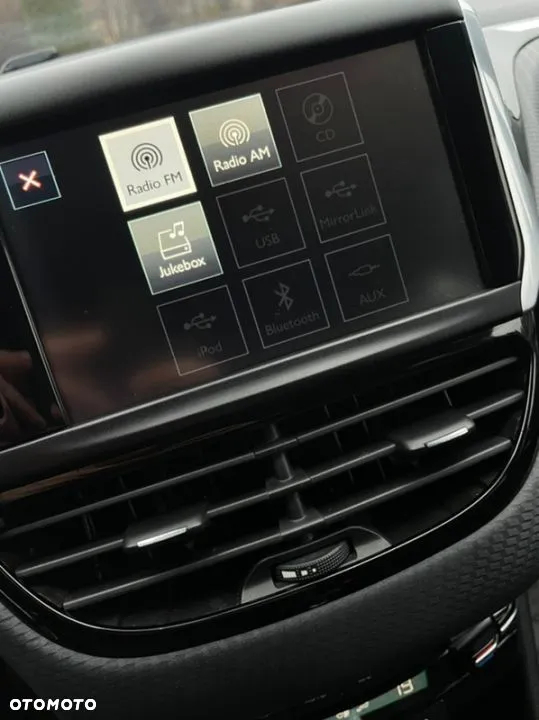 Peugeot 208 Blue-HDi 100 Stop&Start Allure - 13