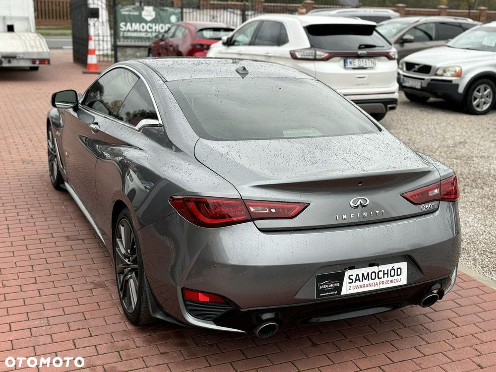 Infiniti Q60 - 12