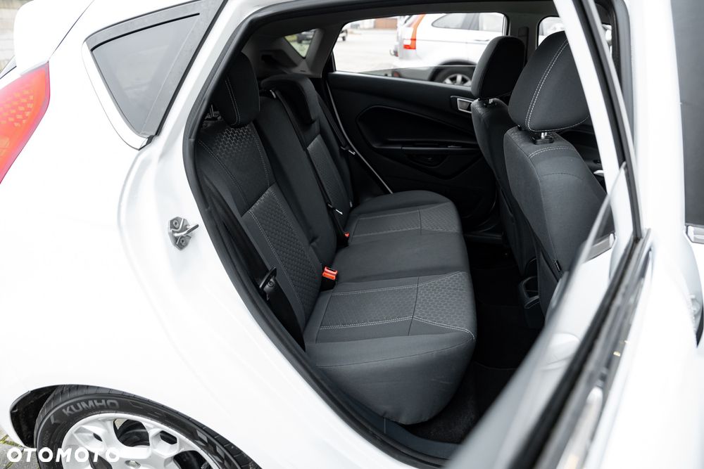 Ford Fiesta 1.6 Ti-VCT Titanium - 20