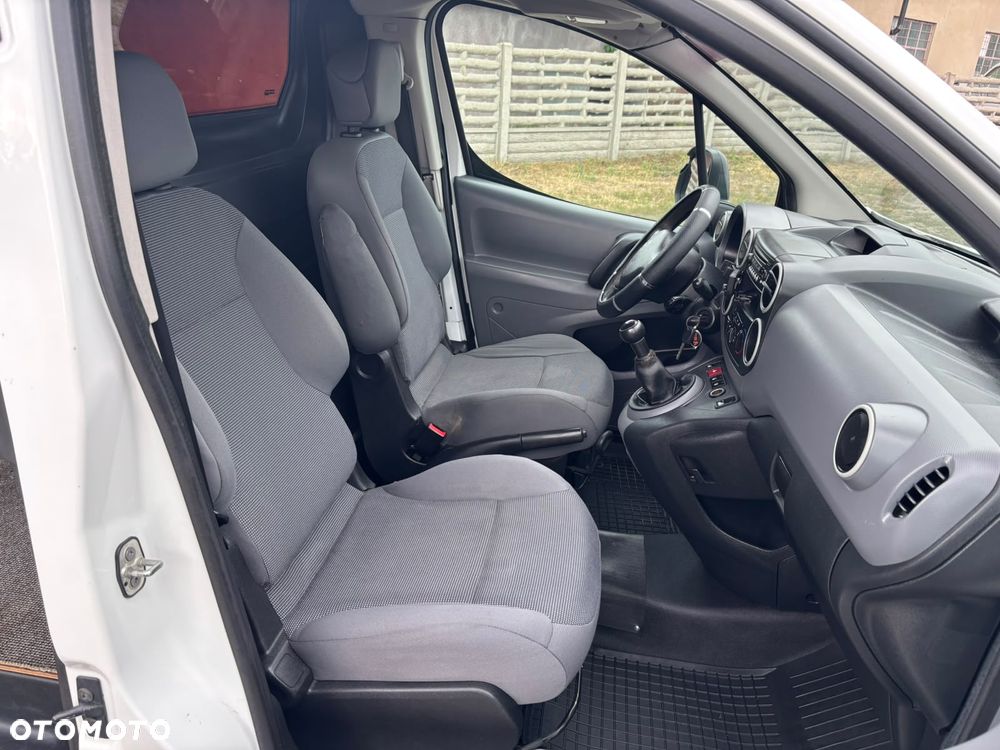 Peugeot PARTNER - 16