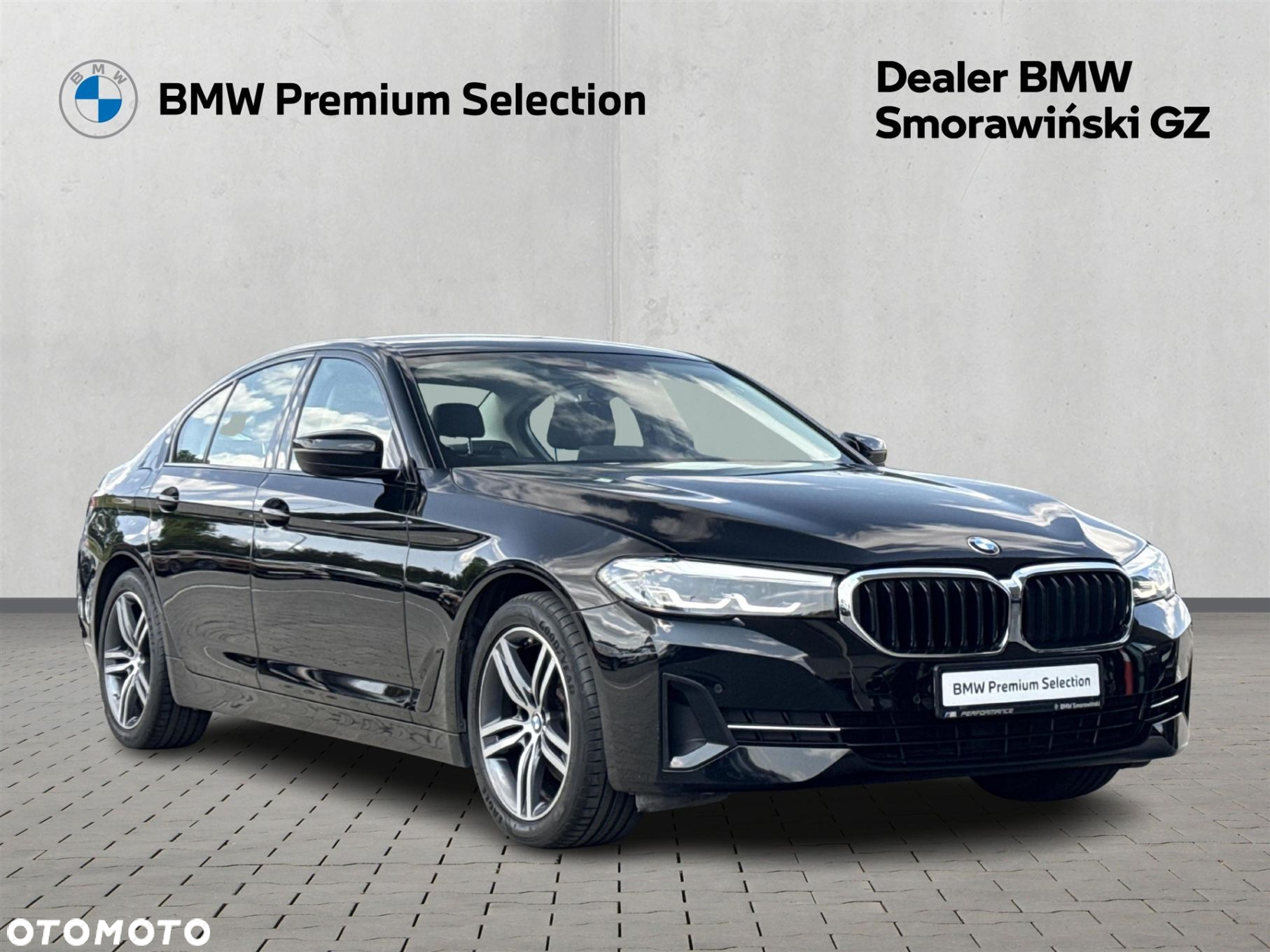 BMW Seria 5 520d xDrive - 28