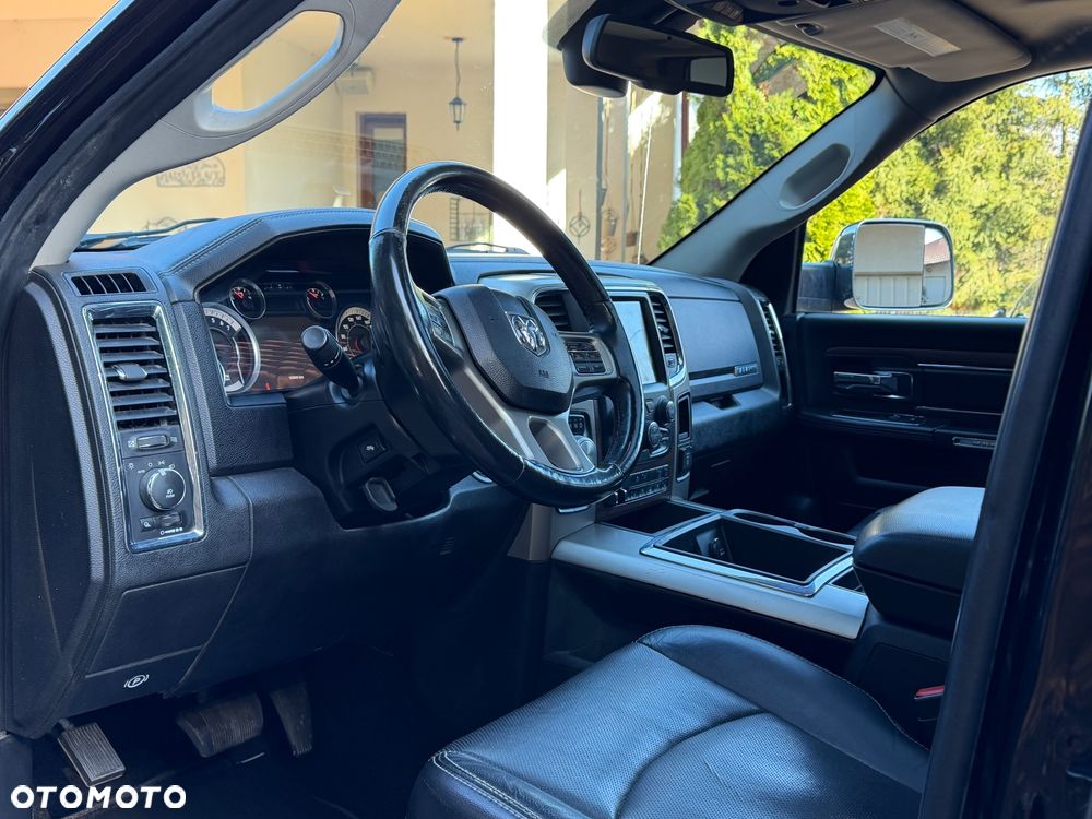 Dodge RAM 5.7 4x4 - 13