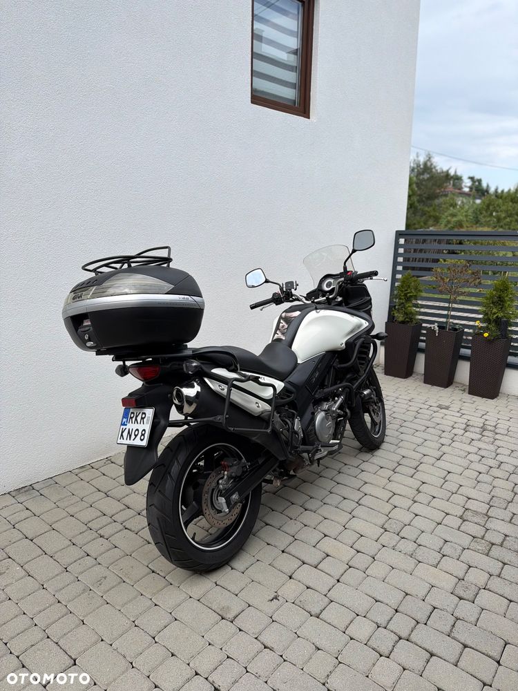 Suzuki V-STROM - 7