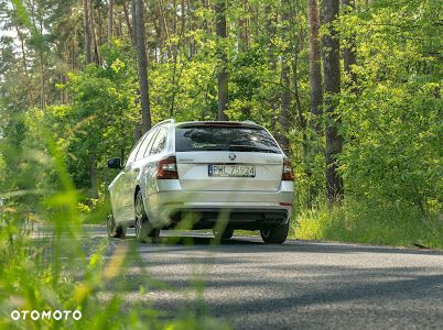 Skoda Octavia 2.0 TDI DSG Soleil - 3