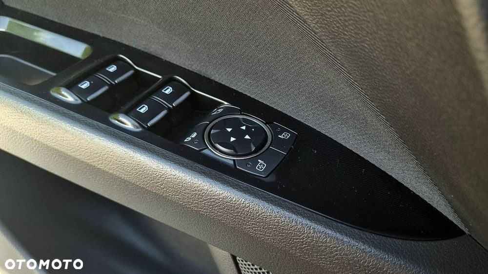 Ford Mondeo - 18