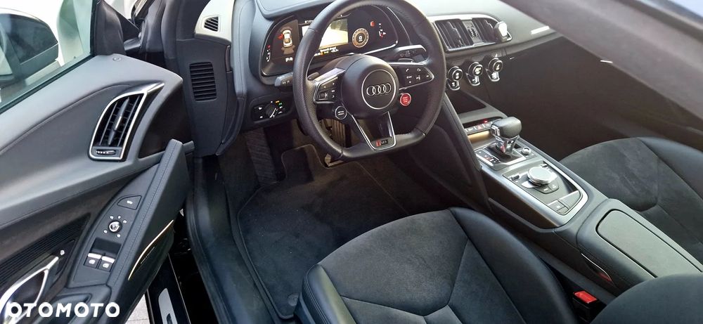 Audi R8 Coupé - 7