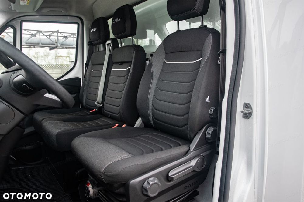 Iveco Daily 35S18 Kontener 8EP + Winda 3.0 180KM - 19