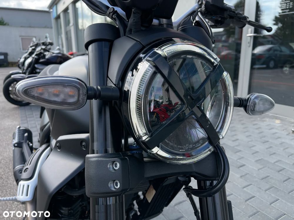 Ducati Scrambler - 11