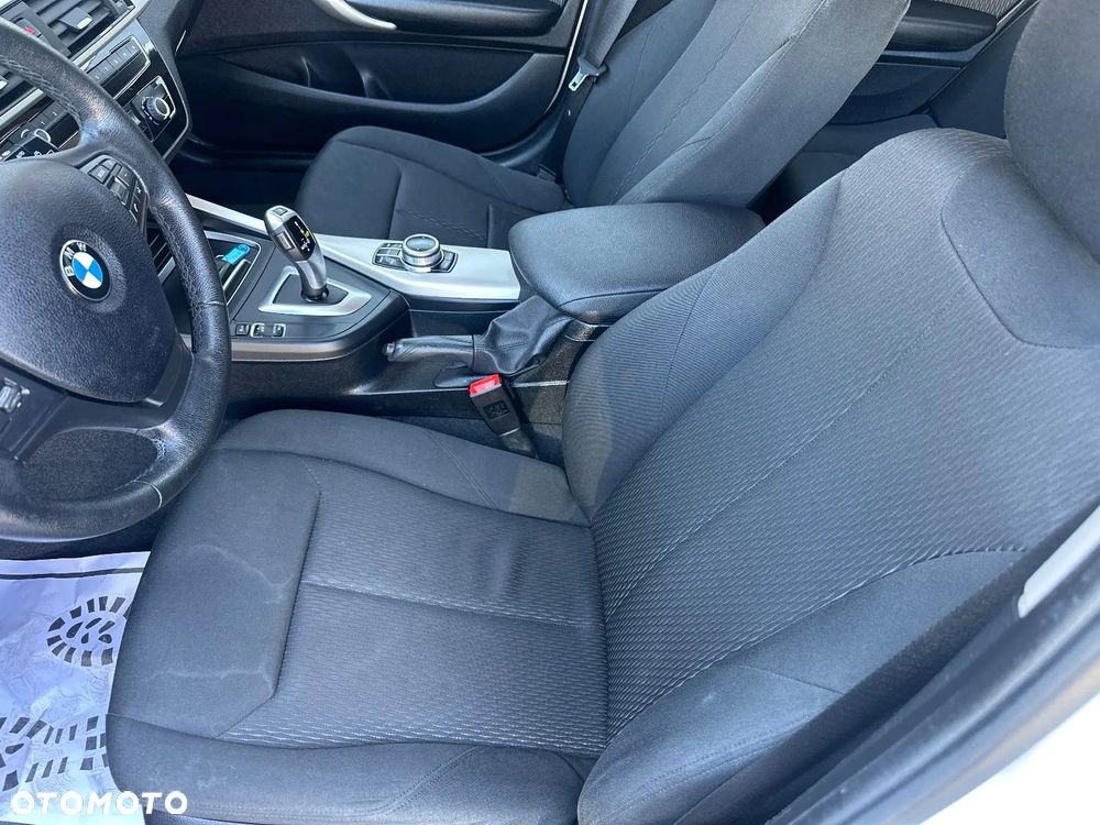 BMW Seria 1 118i Luxury Line - 22