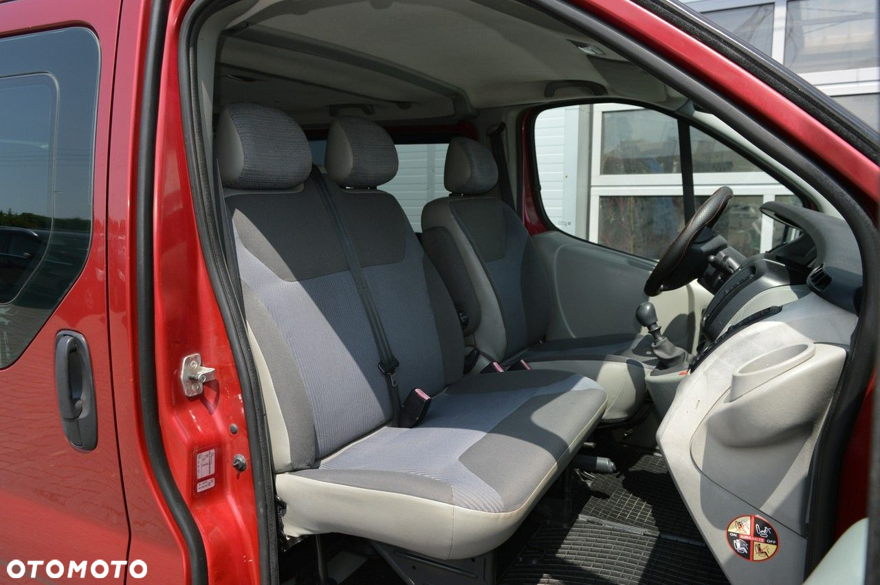 Opel Vivaro - 25