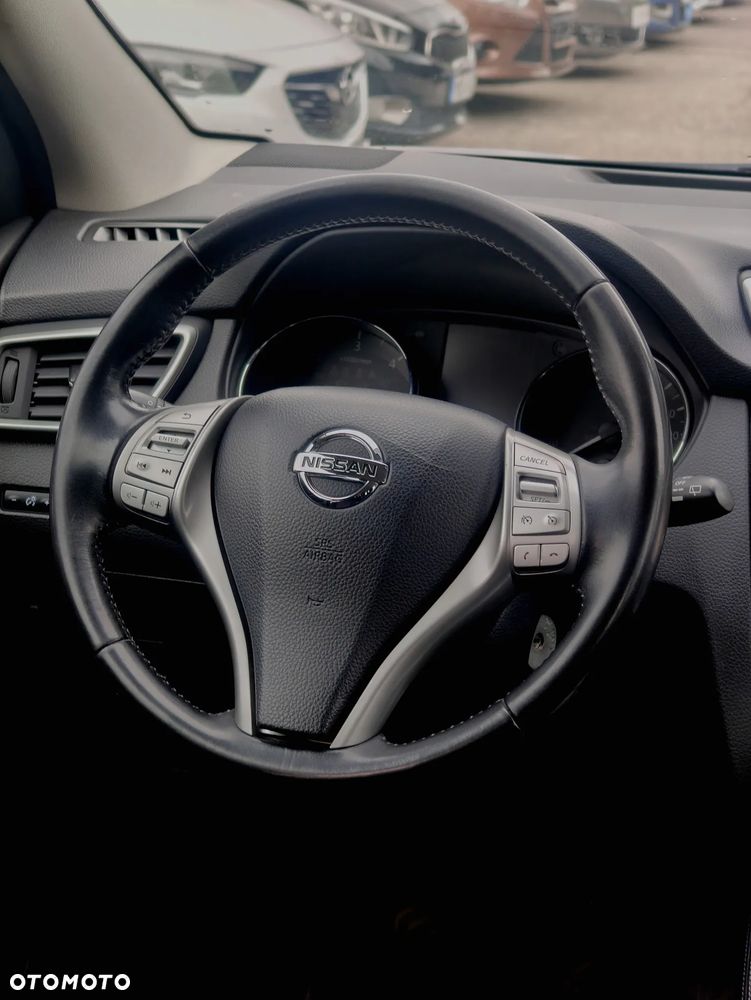 Nissan Qashqai 1.5 dCi DPF visia - 10