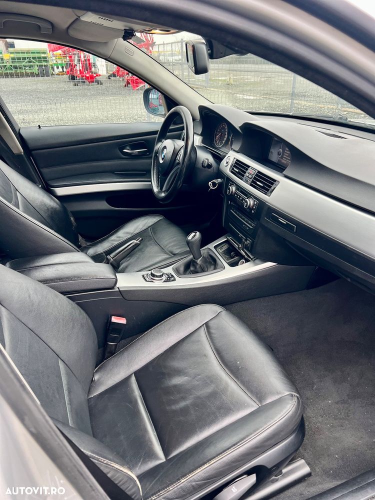 BMW Seria 3 318d - 8