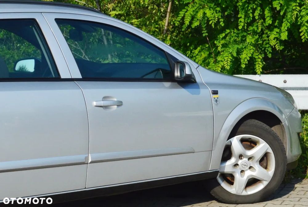 Opel Astra 1.9 CDTI - 13