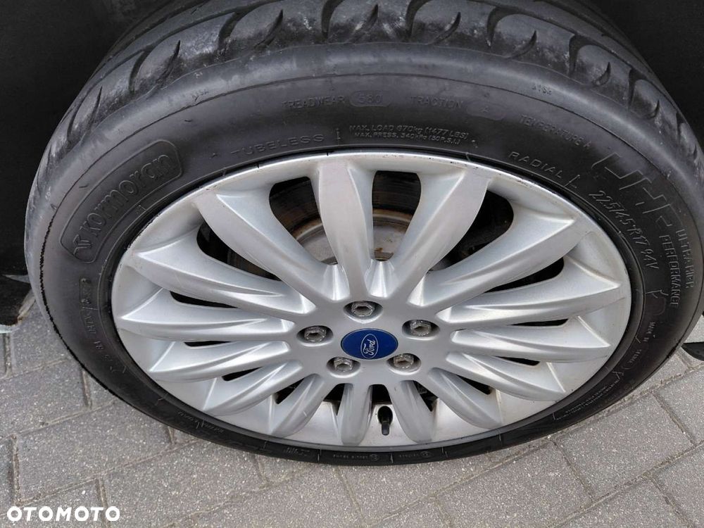 Ford S-Max - 9