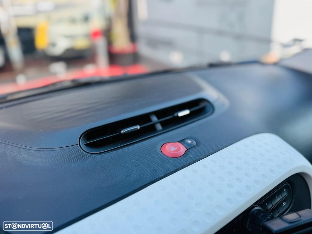 Renault Twingo 1.0 SCe Intens - 28