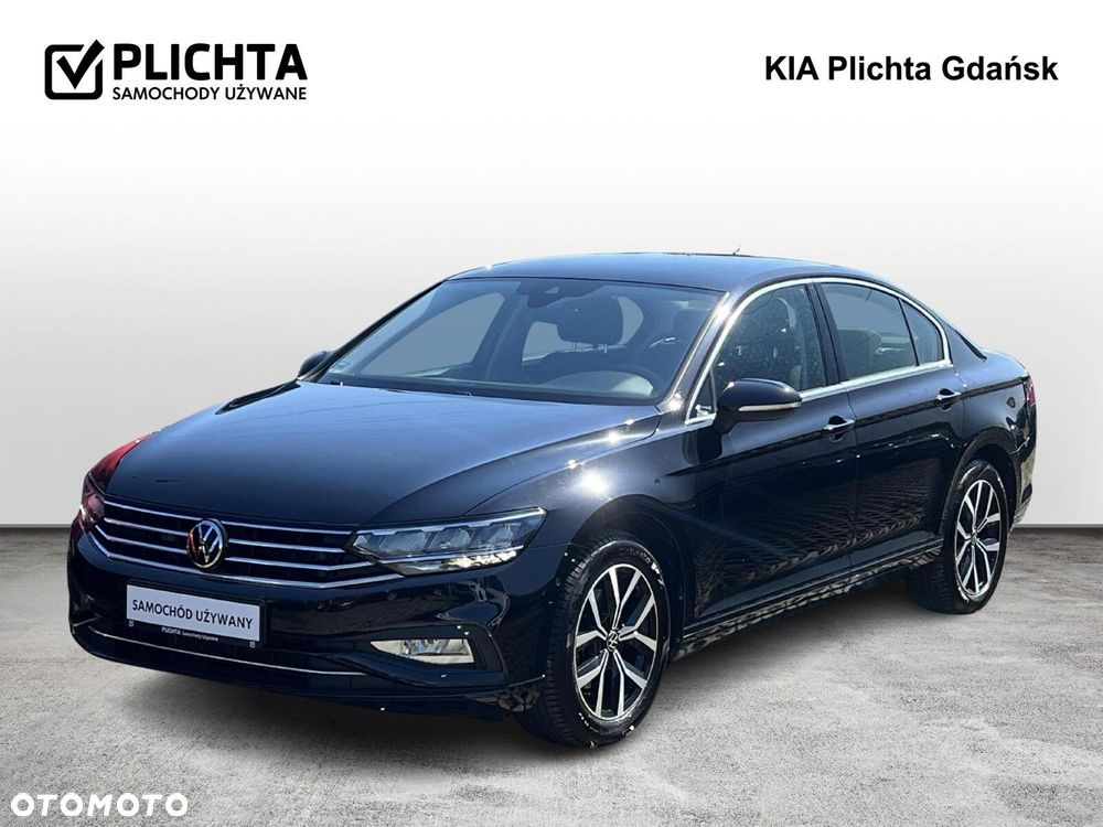 Volkswagen Passat - 1
