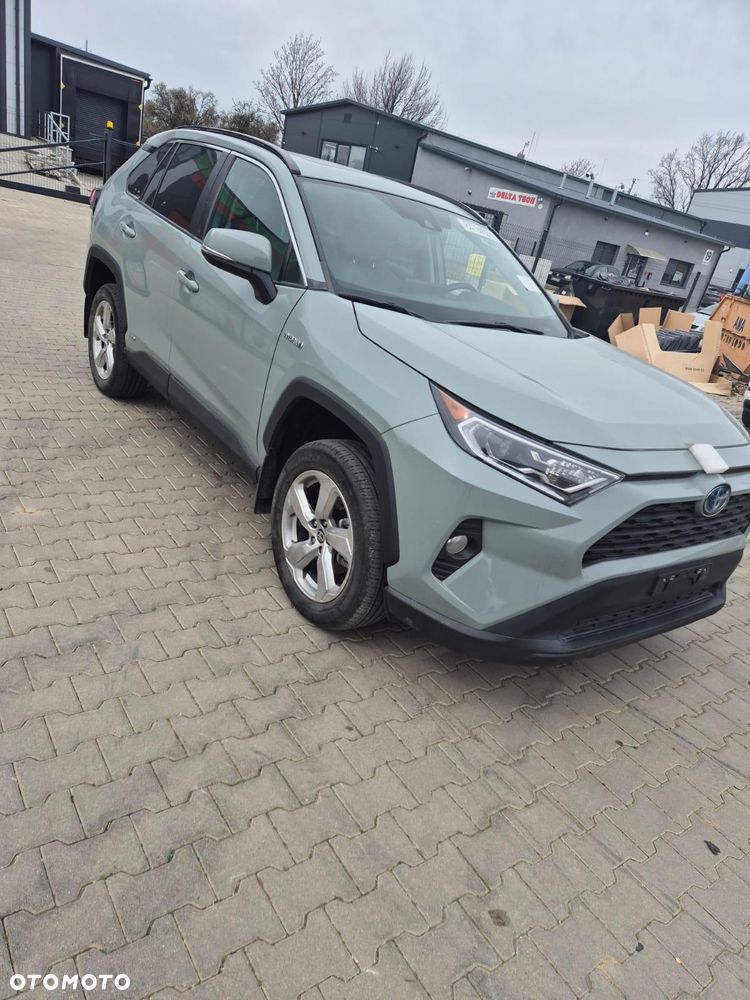 Toyota RAV4 - 2