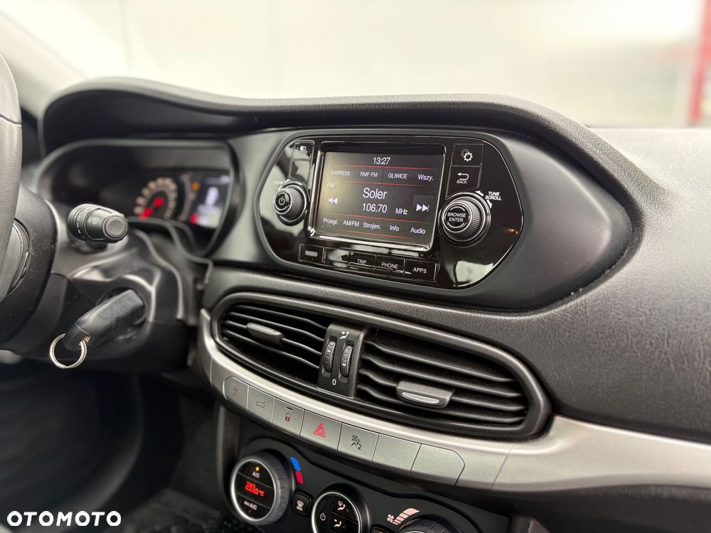 Fiat Tipo 1.4 16v Lounge - 16