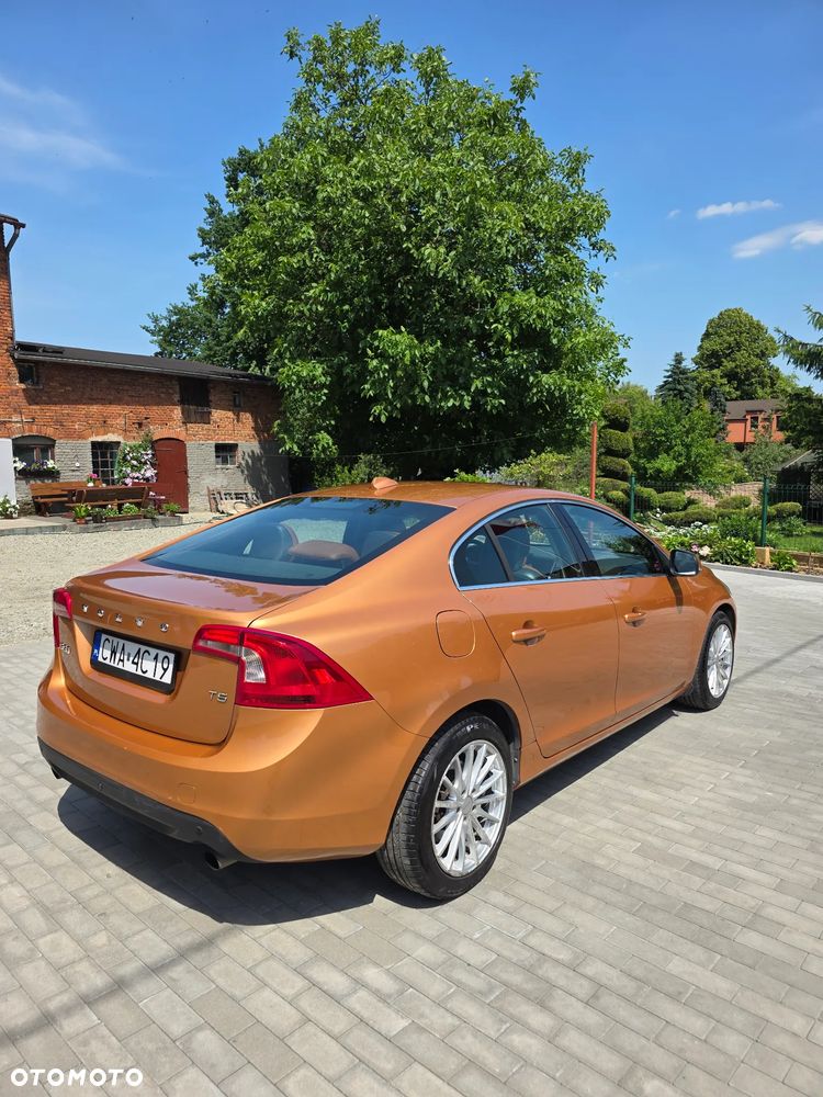 Volvo S60 2.5 T5 - 1