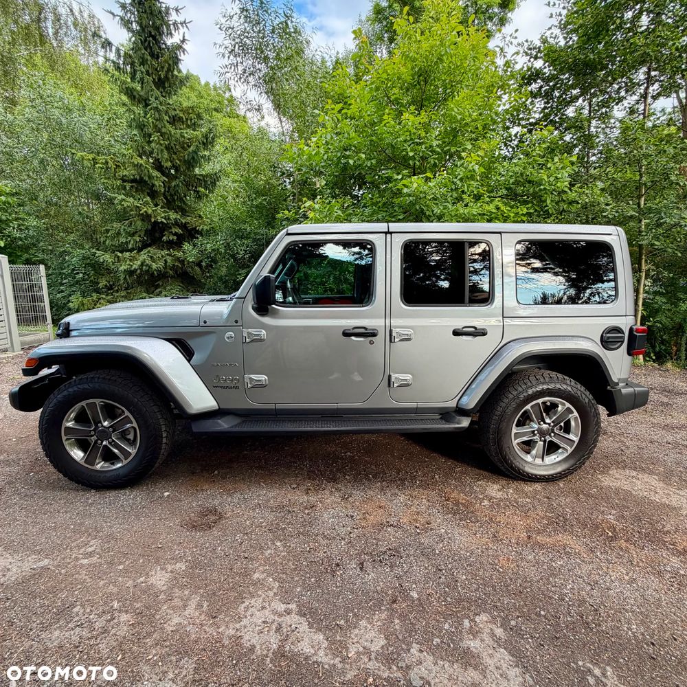 Jeep Wrangler - 8