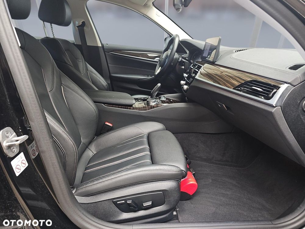 BMW Seria 5 520d xDrive MHEV Luxury Line - 10