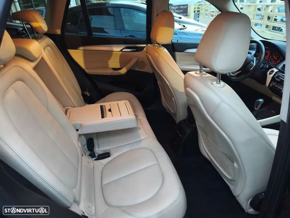 BMW X1 16 d sDrive Advantage - 25