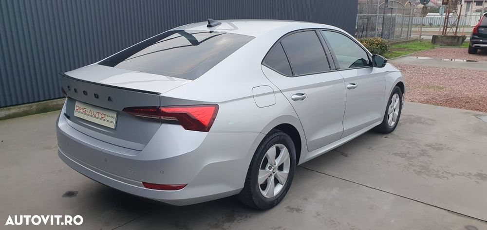 Skoda Octavia 2.0 TDI DSG Ambition - 7