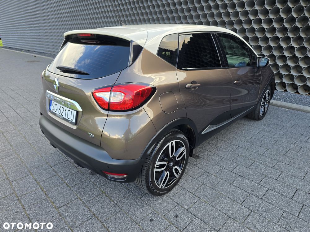 Renault Captur 1.2 TCe Helly Hansen EDC - 19