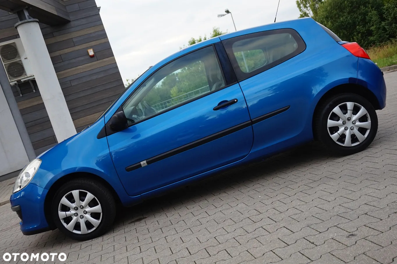 Renault Clio - 2
