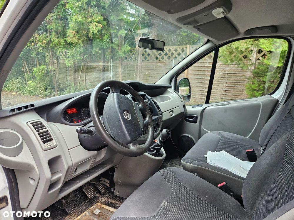 Opel Vivaro - 6