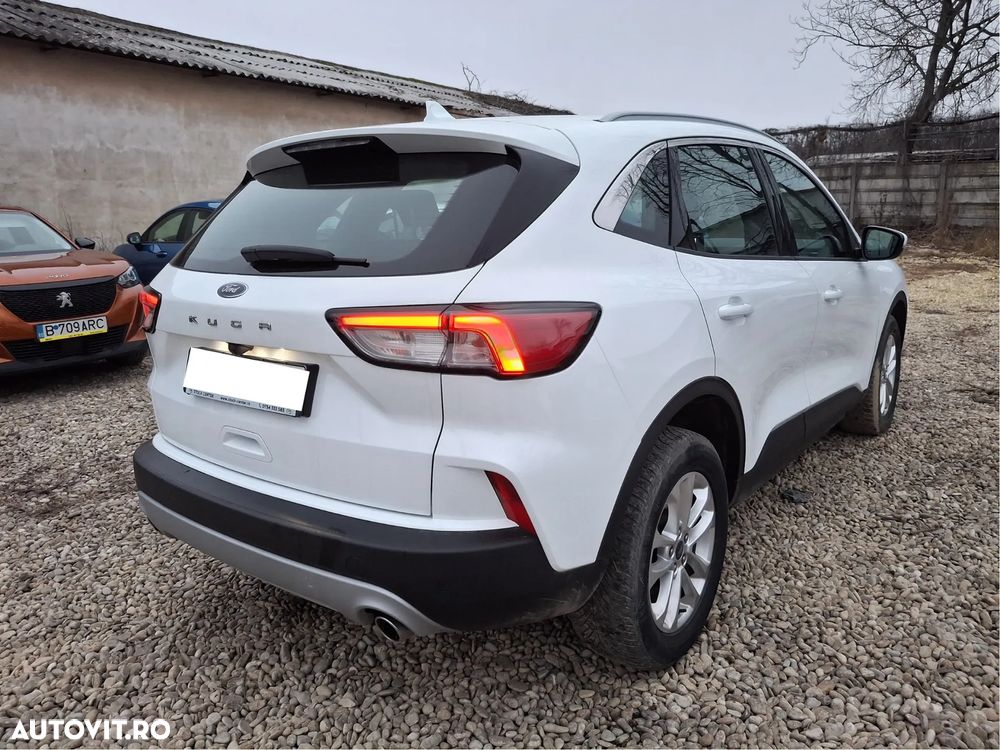 Ford Kuga 1.5 EcoBoost FWD Titanium - 4