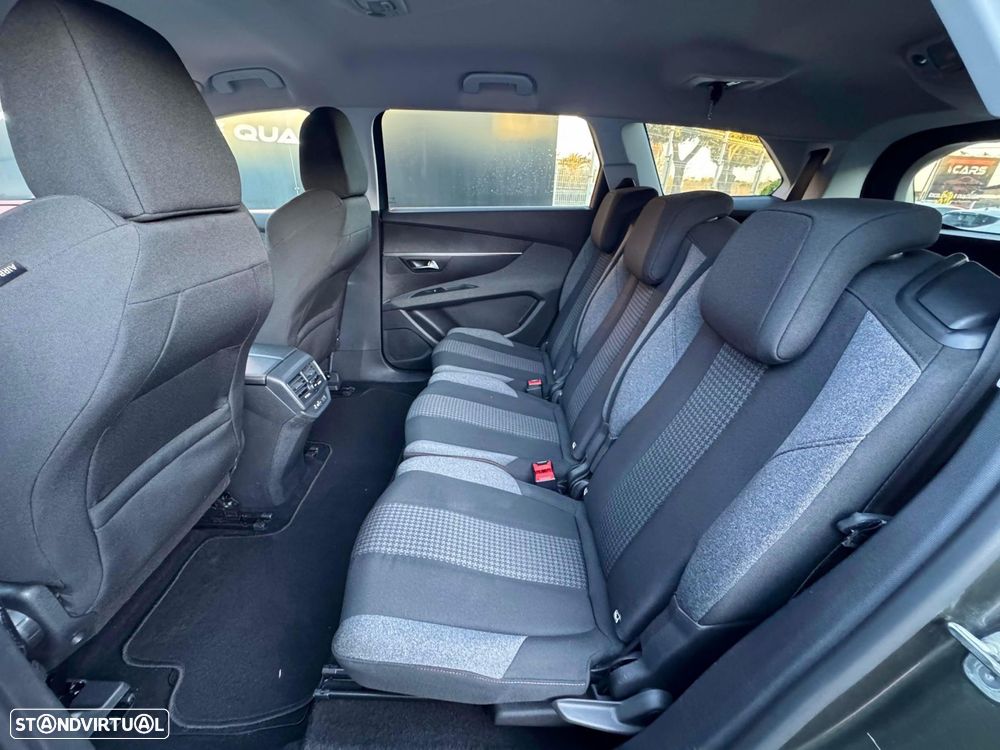 Peugeot 5008 1.5 BlueHDi Allure EAT8 - 21