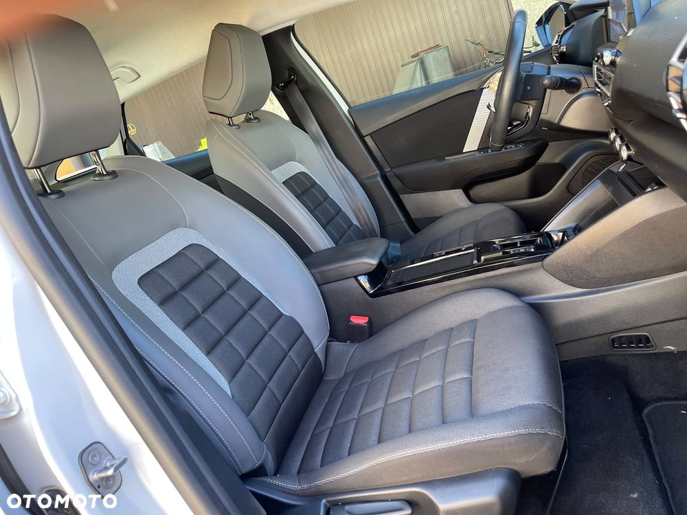 Citroën C4 e-C4 156 SHINE - 19
