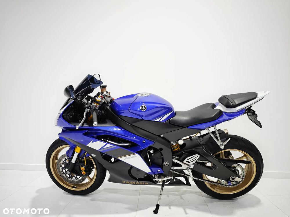 Yamaha R6 - 17