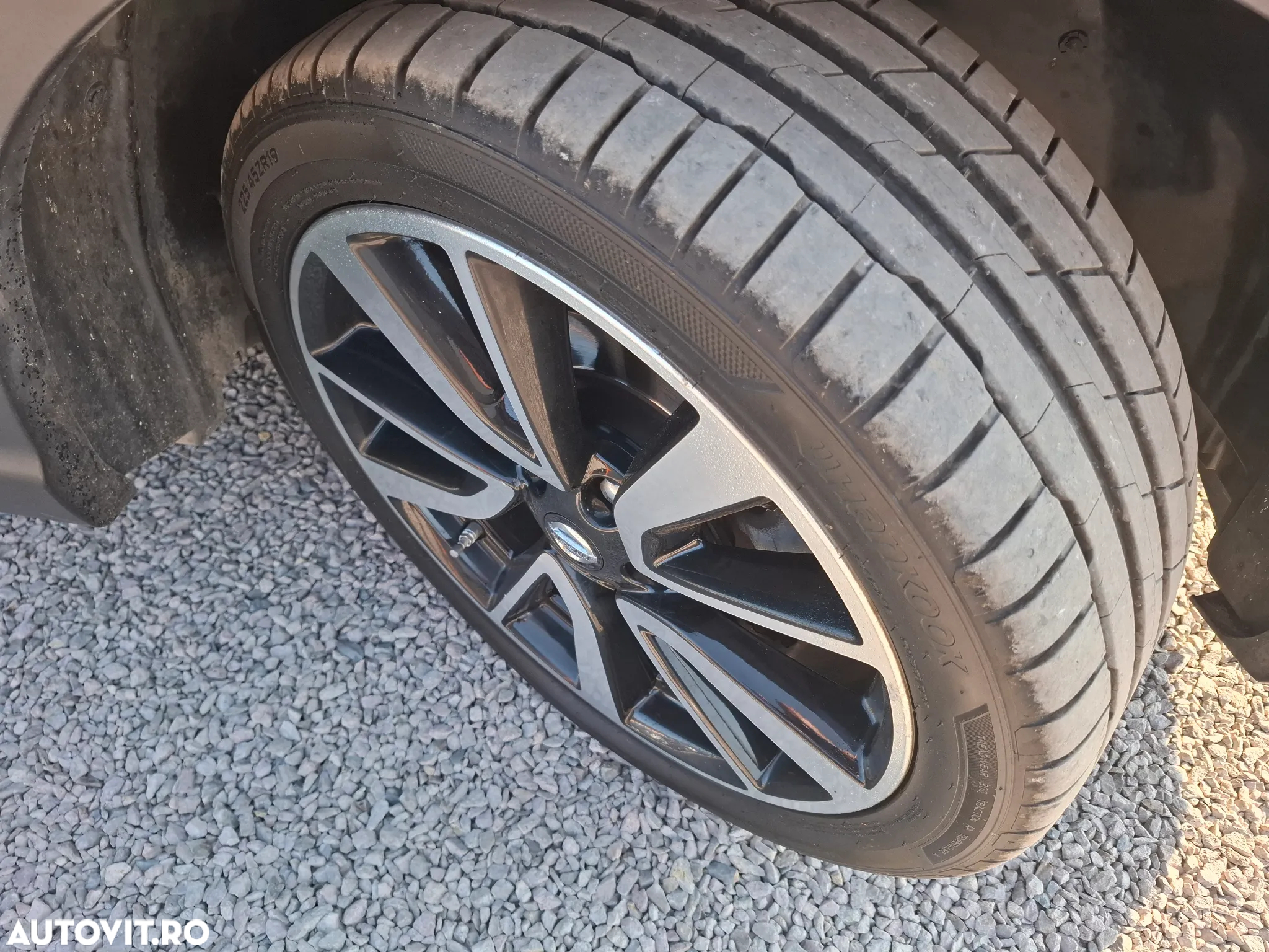 Nissan Qashqai 1.6 DCI DPF Start/Stop tekna - 29