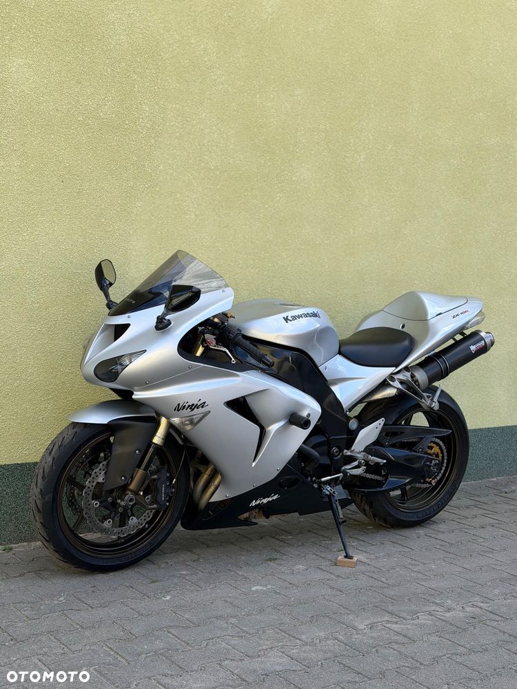 Kawasaki ZX - 26