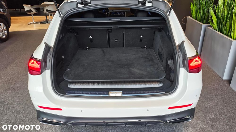 Mercedes-Benz Klasa E 300 de PHEV 4-Matic AMG 9G-Tronic - 19