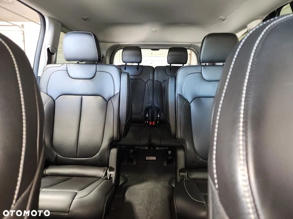 Jeep Grand Cherokee - 9