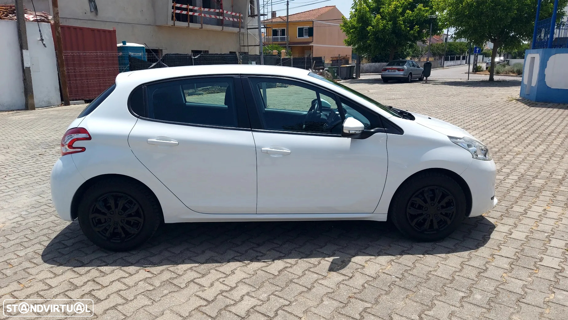 Peugeot 208 PureTech 68 Like - 4